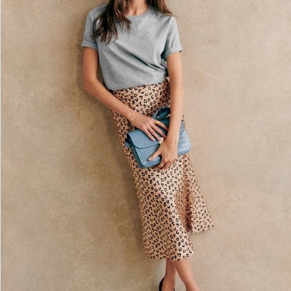 NEW W/O TAGS | SEZANE | skirt | size 38 - Picture 3 of 8